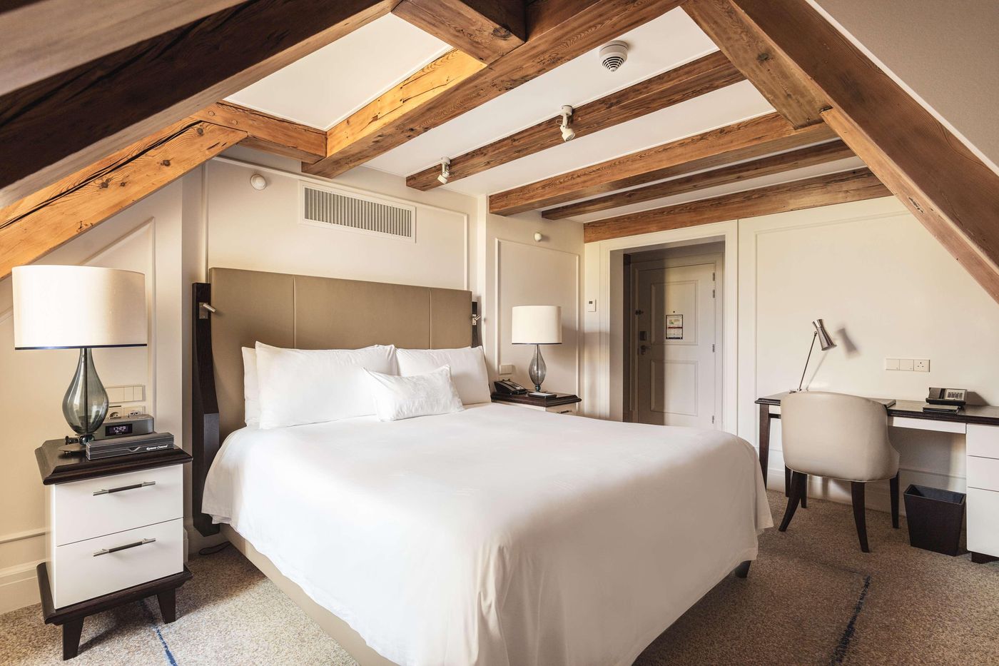 Waldorf-Astoria-Amsterdam-Room-29