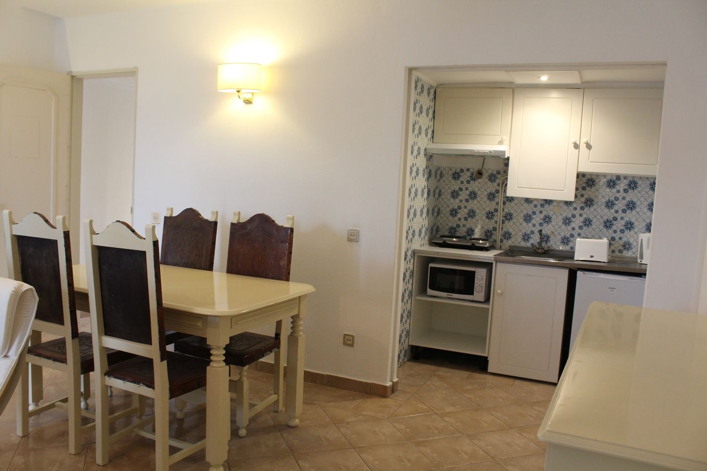 Cheerfulway-Minichoro-Apartamentos-Room-23