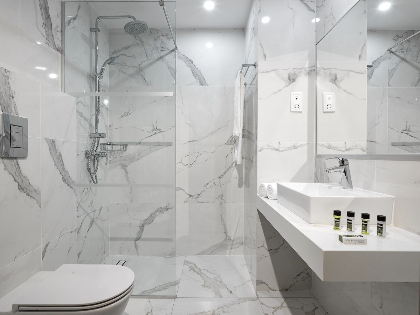 The-Blue-Ivy-Hotel-Room-27