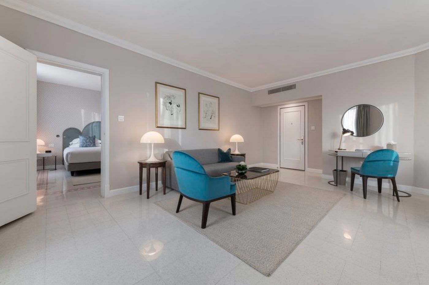 Hotel-Phoenicia-Room-35