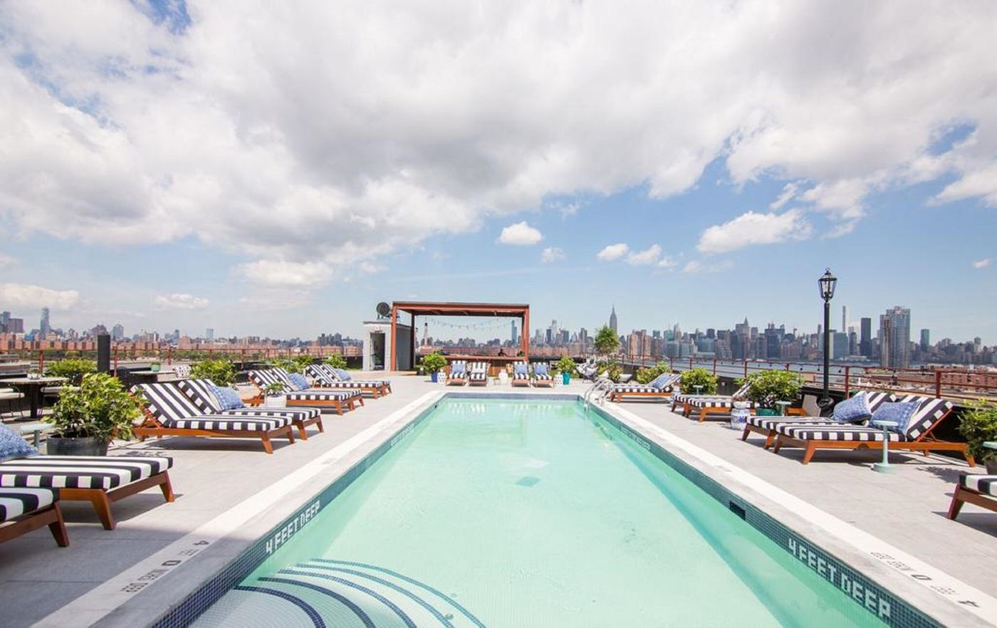 Arlo-Williamsburg-Pool-65