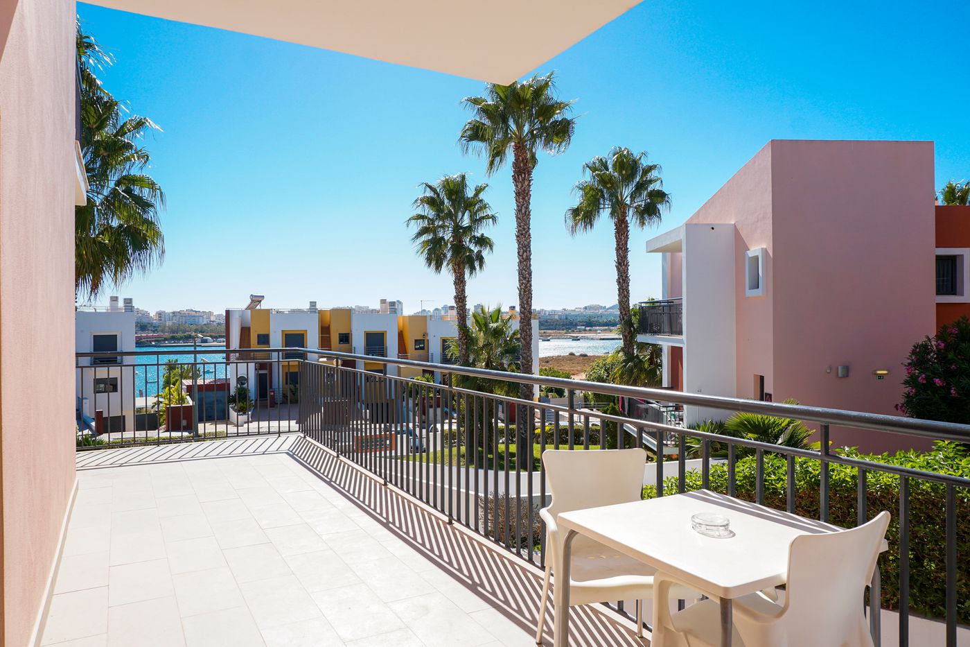 Vitor-s-Village-Room-17