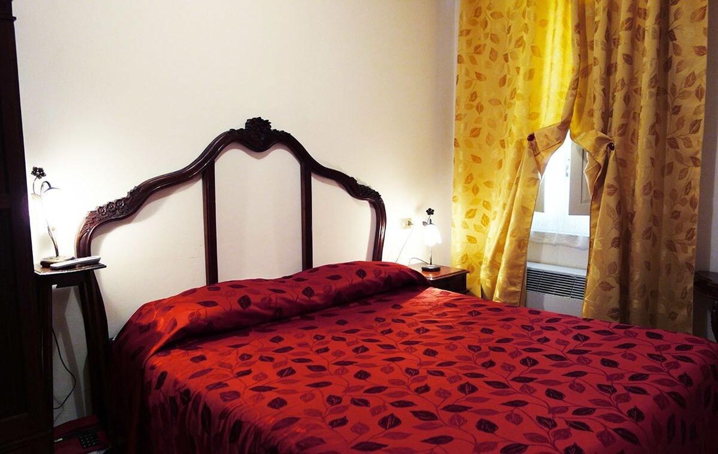 Hotel-Roma---Scanno-Room-29