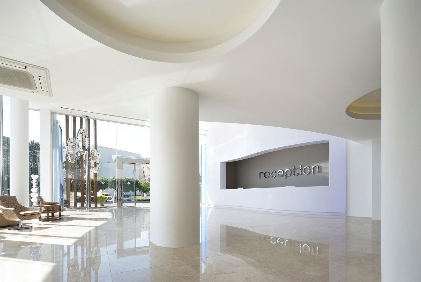 Blue-Bay-Platinum-Lobby-30