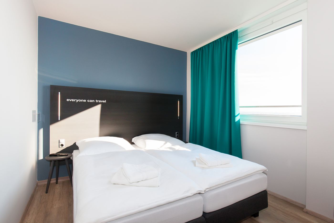 a-o-Prague-Rhea-Room-10