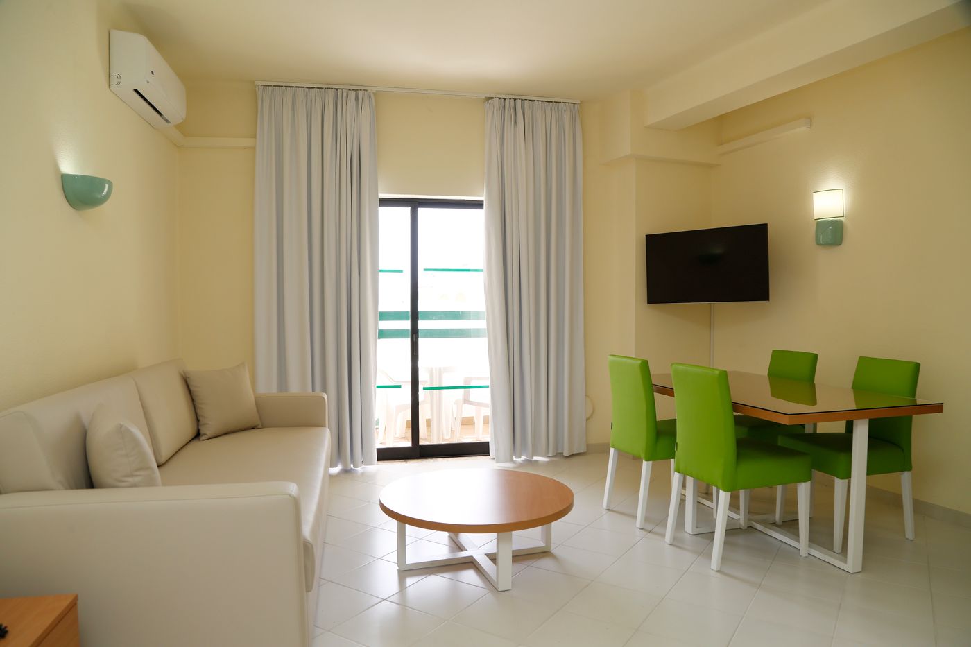 Ondamar-Hotel-Room-41