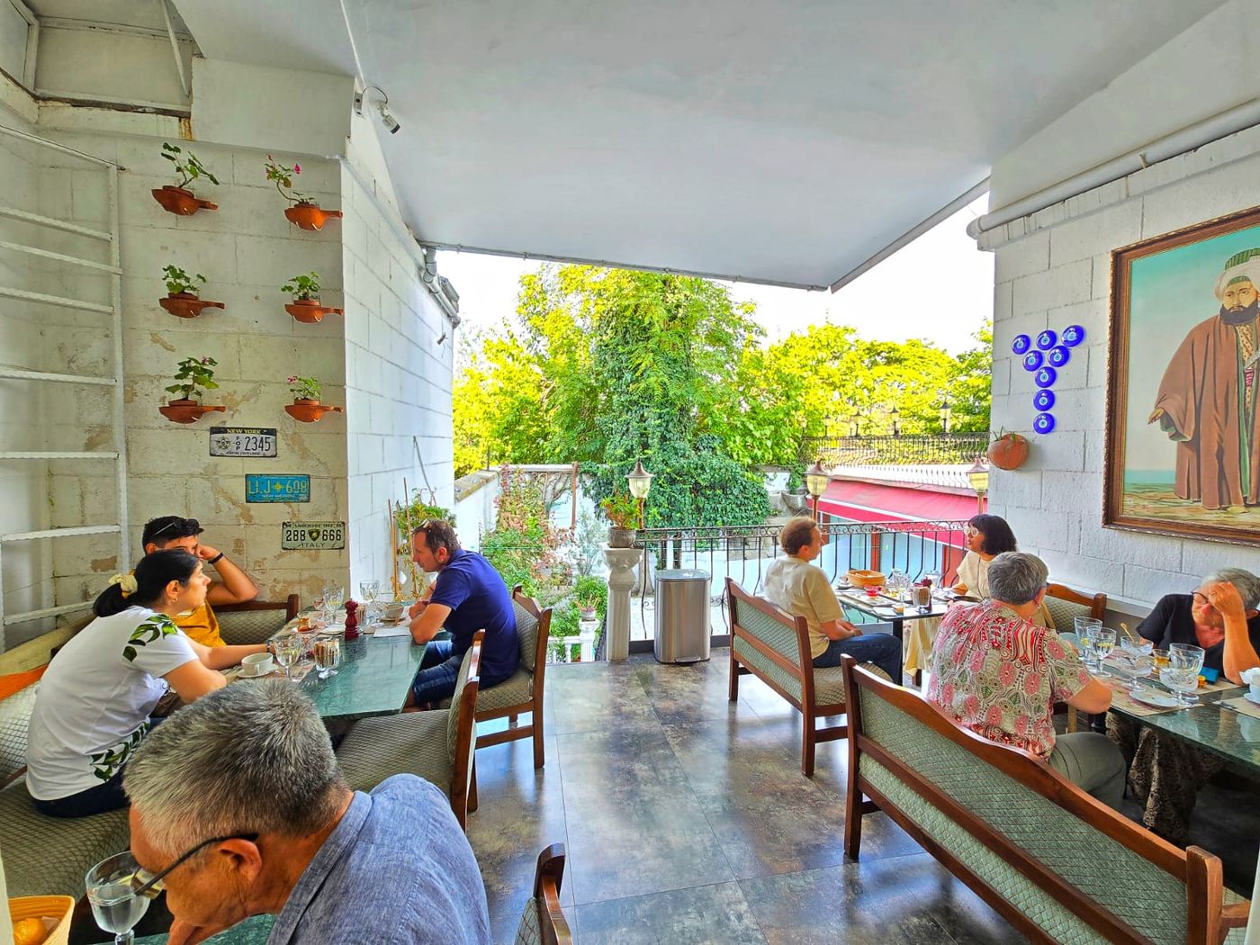 Solomon-s-Mansion-Hotel-Terrace-22