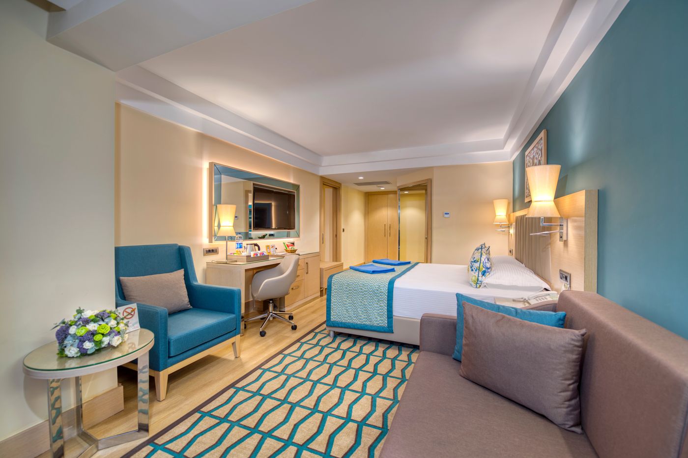 Club-Mega-Saray-Room-37