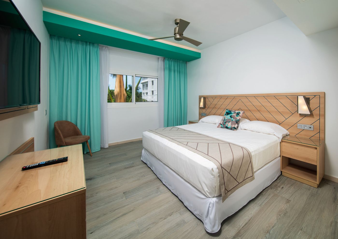 Riu-Ocho-Rios-All-Inclusive-Room-16