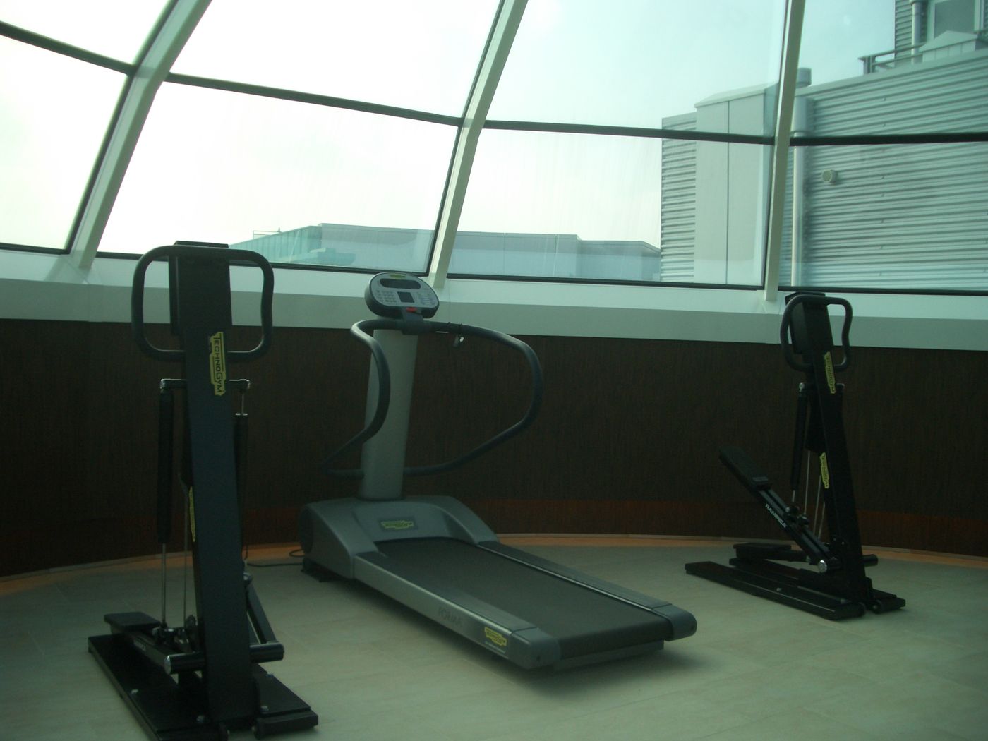 Antony-Palace-Hotel-Sports-and-Entertainment-24