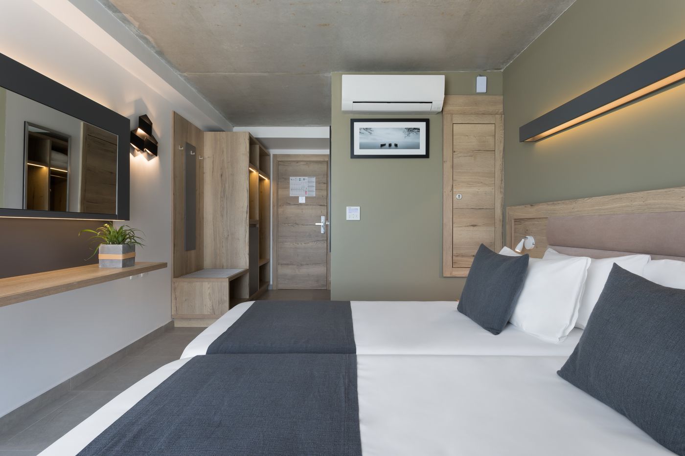 Azur-Hotel-by-ST-Hotels-Room-11