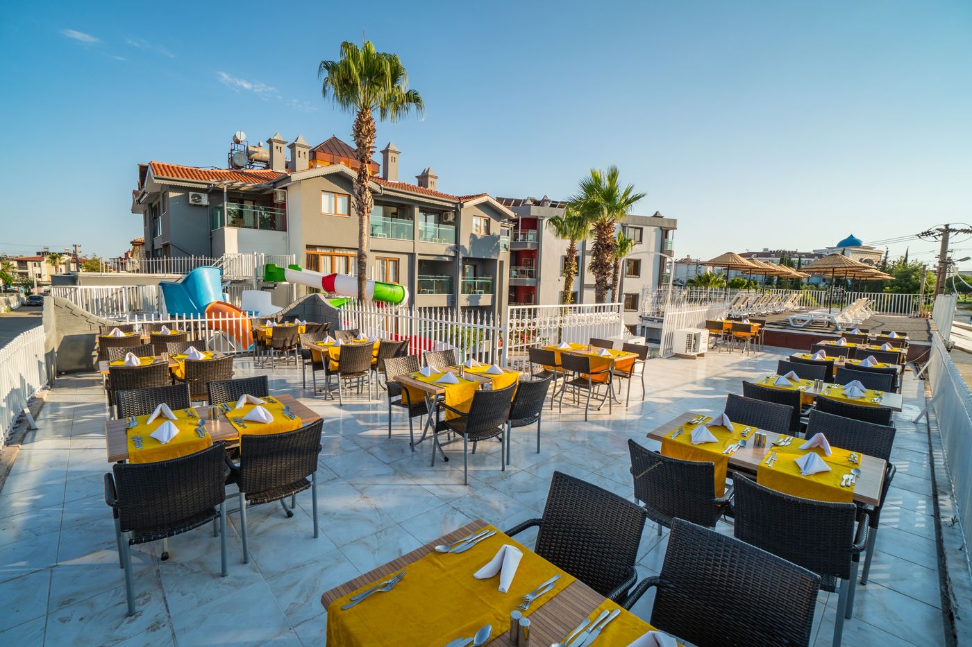 Joker Vista Hotel Side