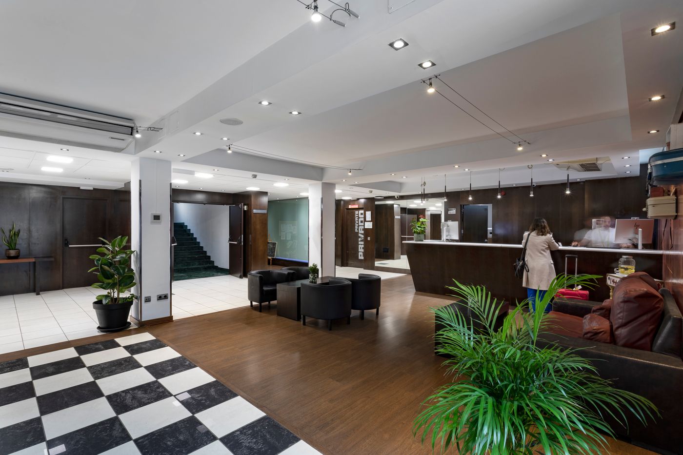 Petit-Palace-Arturo-Soria-Lobby-1