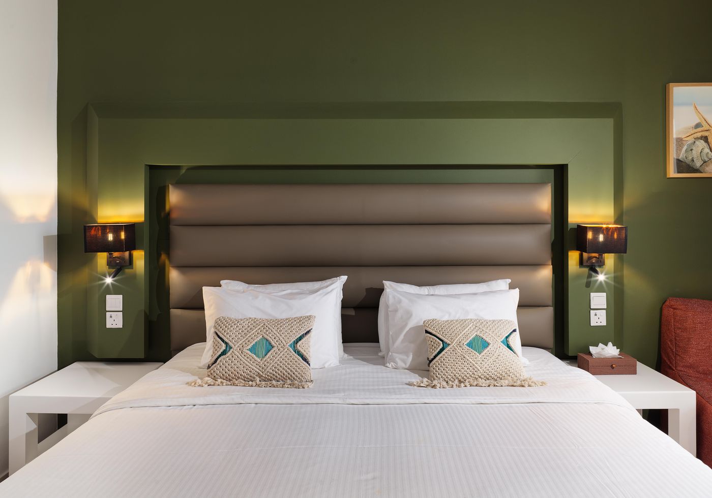 Leonardo-Cypria-Bay-Room-36