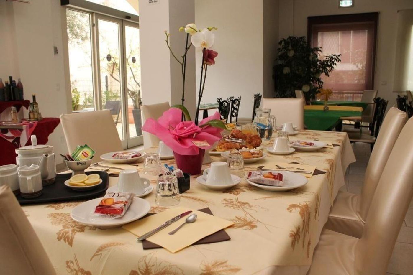 Hotel-Eva-Restaurant-10