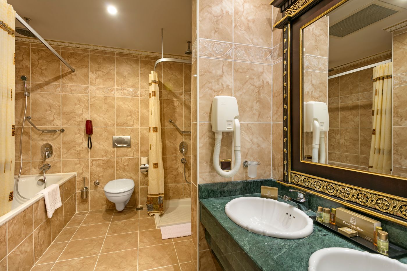 Club-Hotel-Sera-Room-40