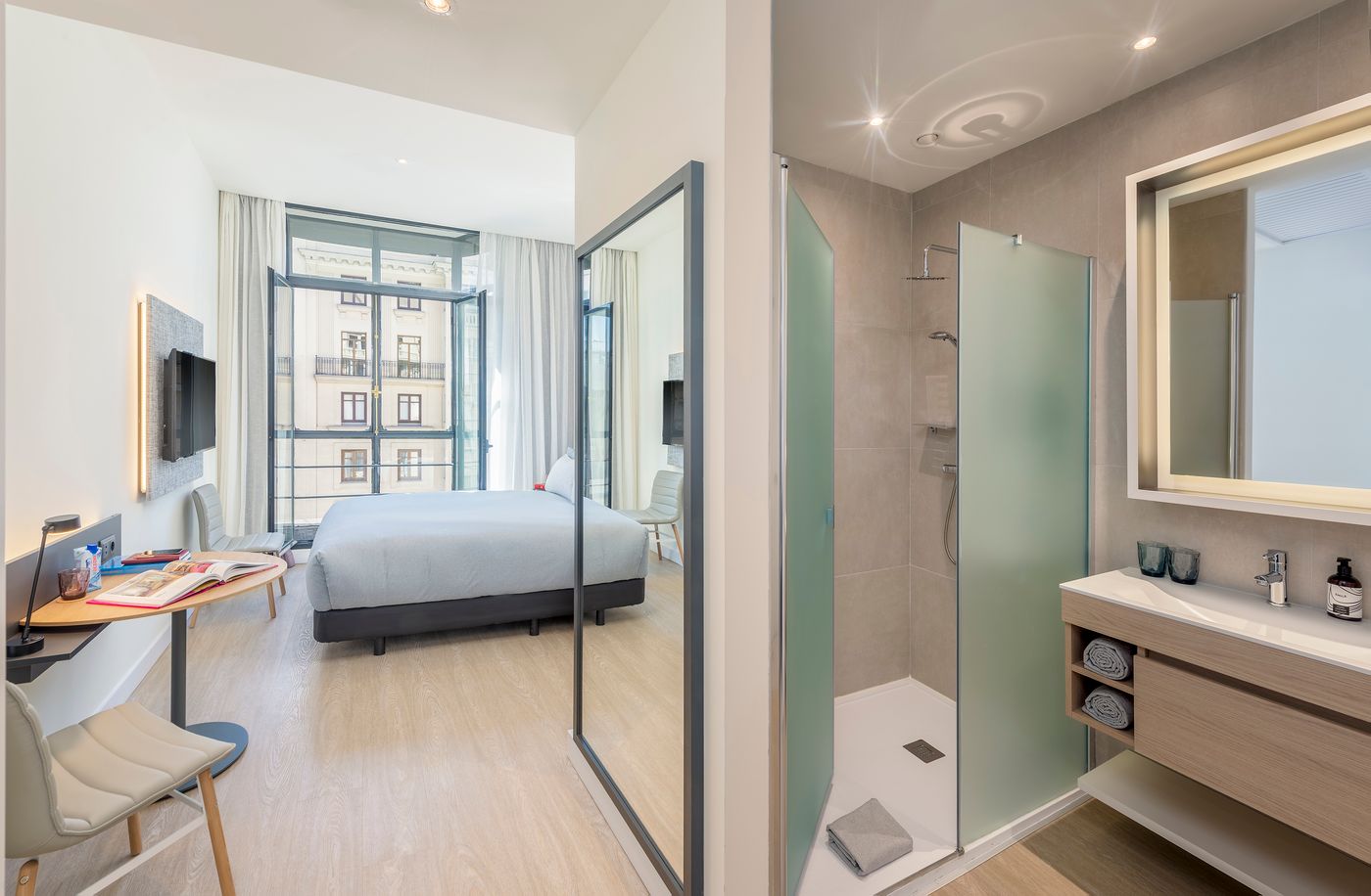 TRYP-Madrid-Cibeles-Hotel-Room-37