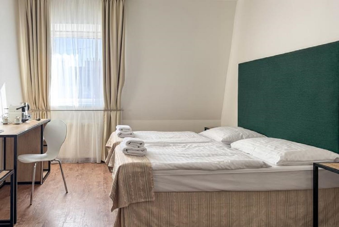 Hotel-Mala-Strana-Room-15