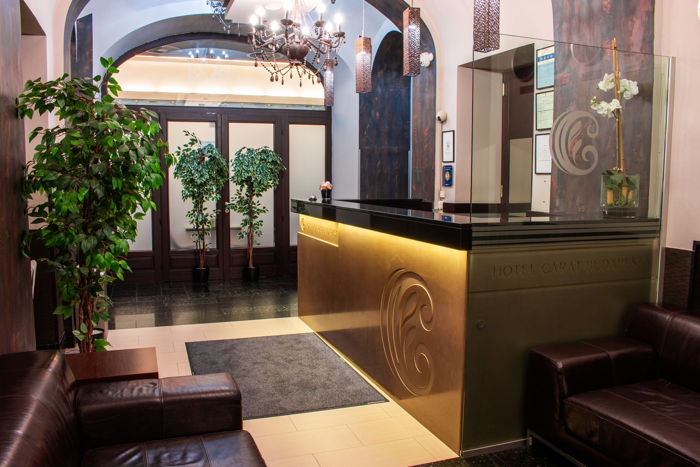 Carat-Boutique-Hotel-Lobby-1