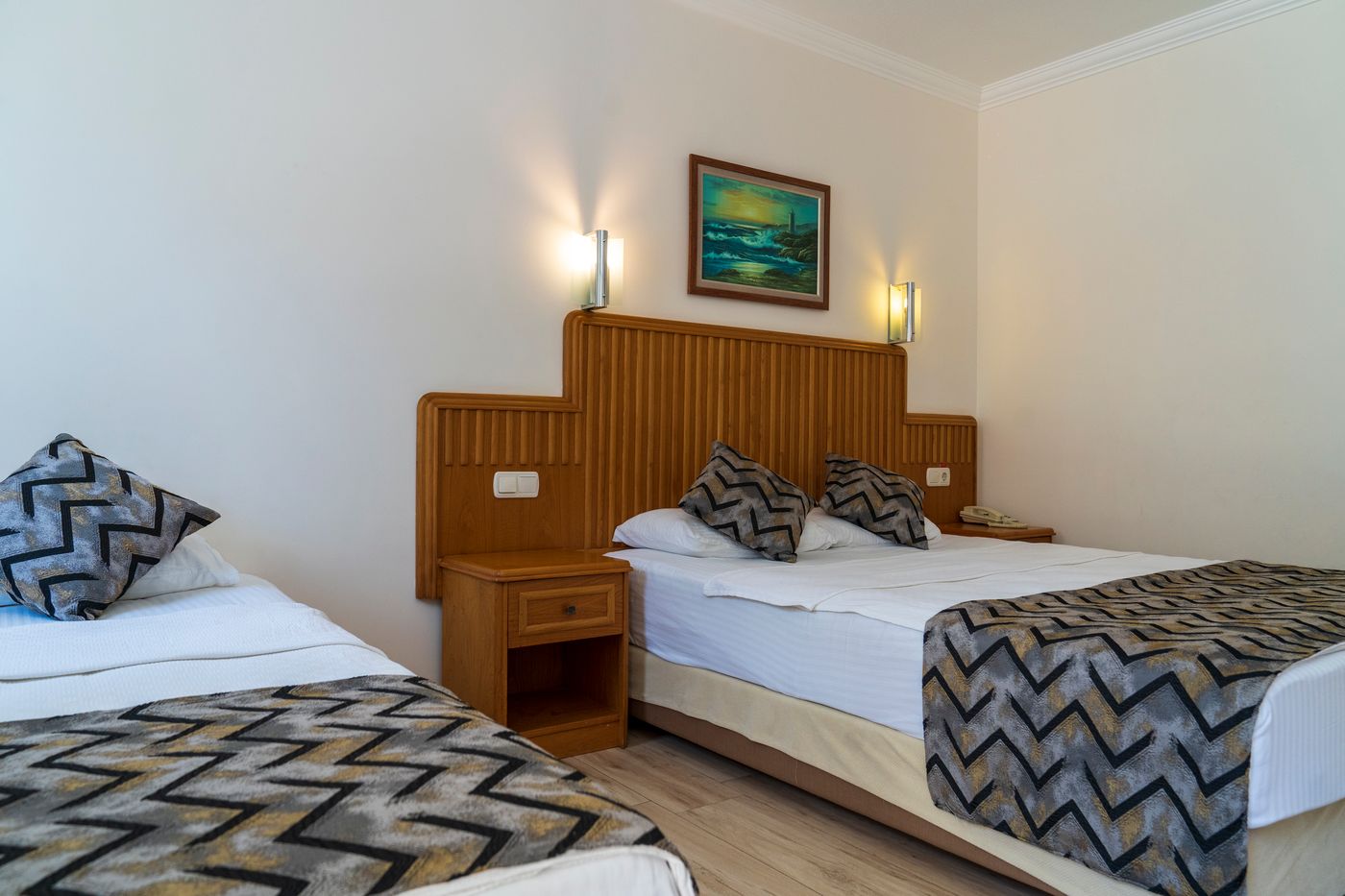 Belcehan-Deluxe-Room-19