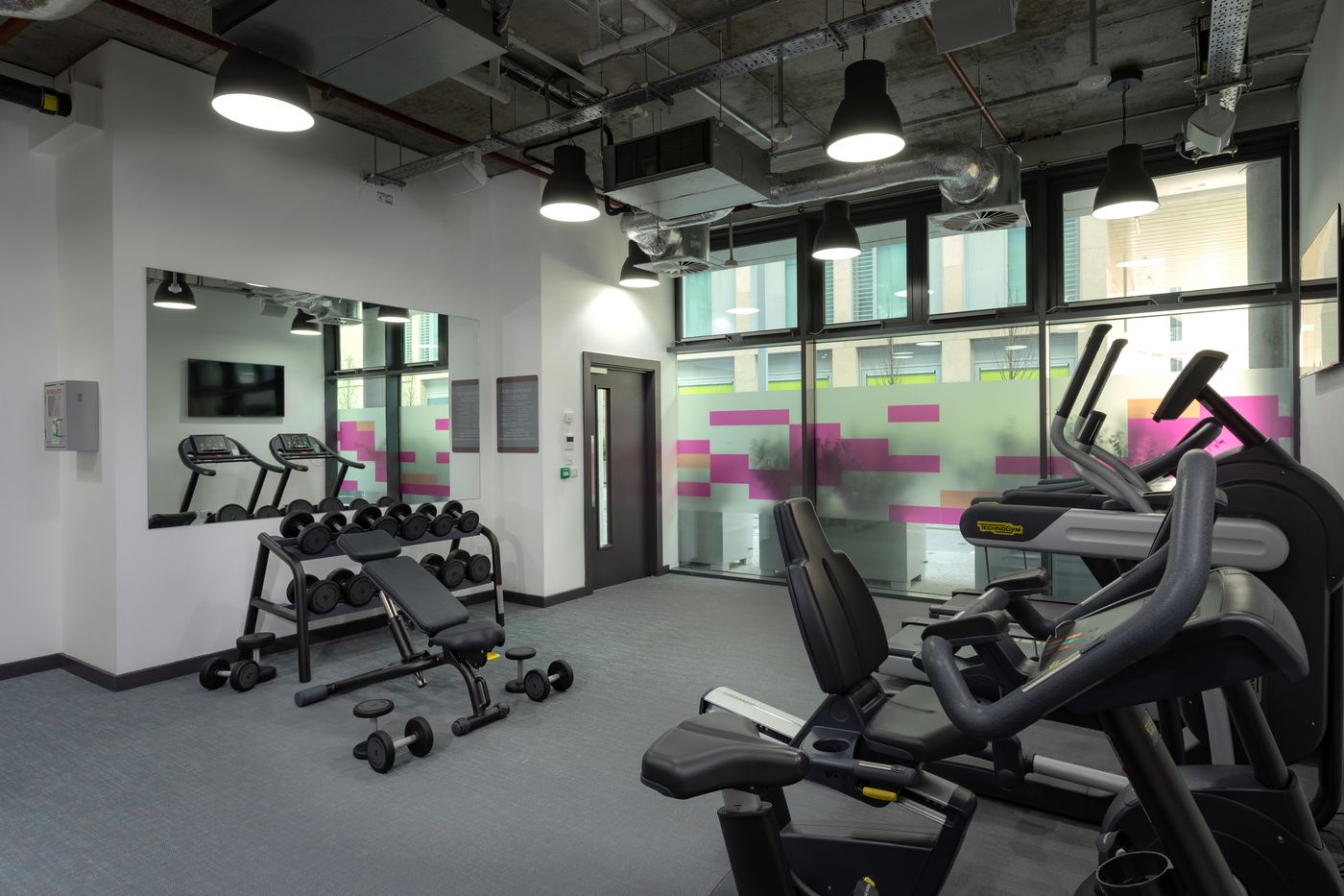 Aloft-Dublin-City-Sports-and-Entertainment-73