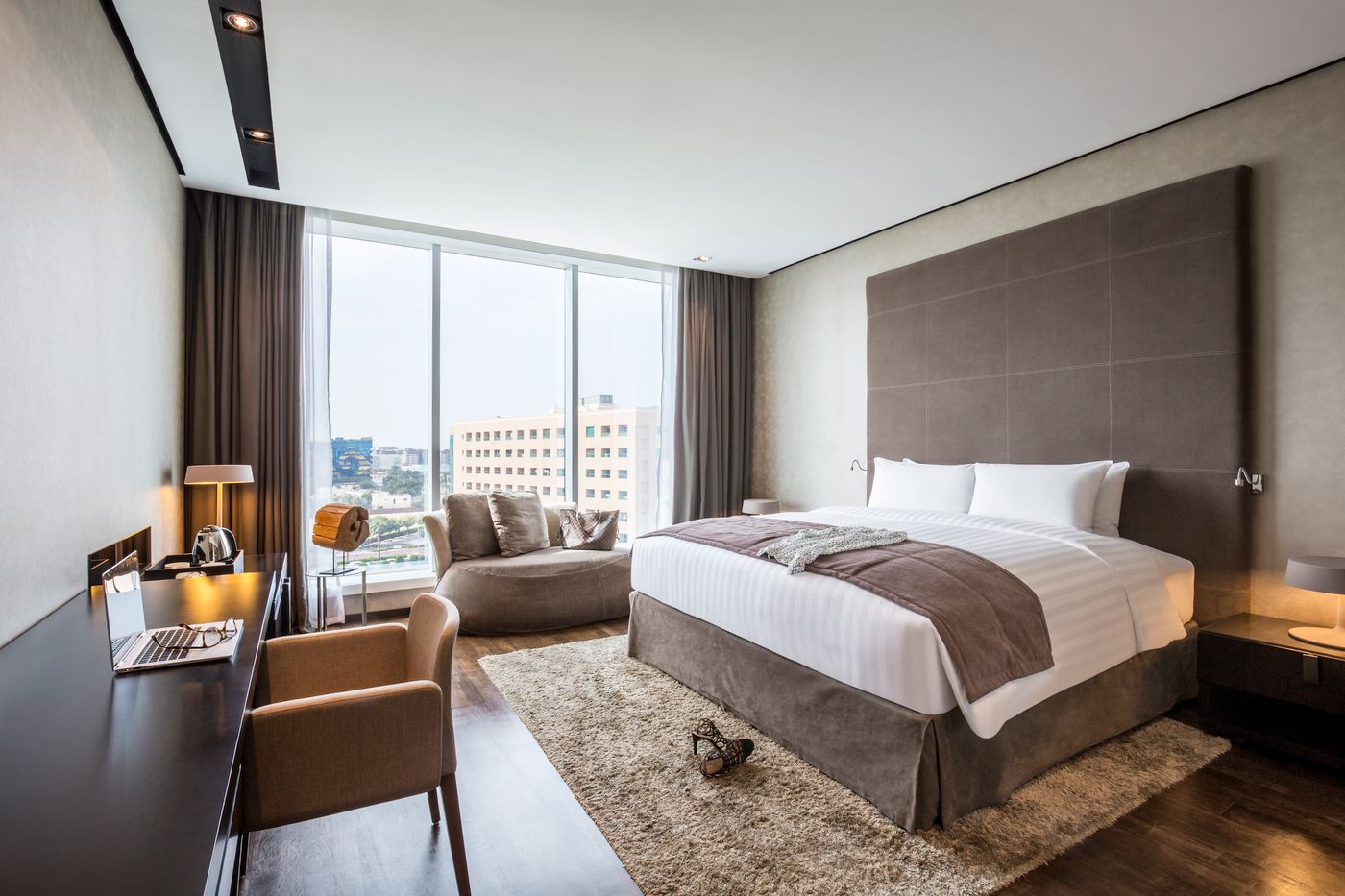 The-Canvas-Dubai--McGallery-by-Sofitel--Melia-Dubai--Room-8
