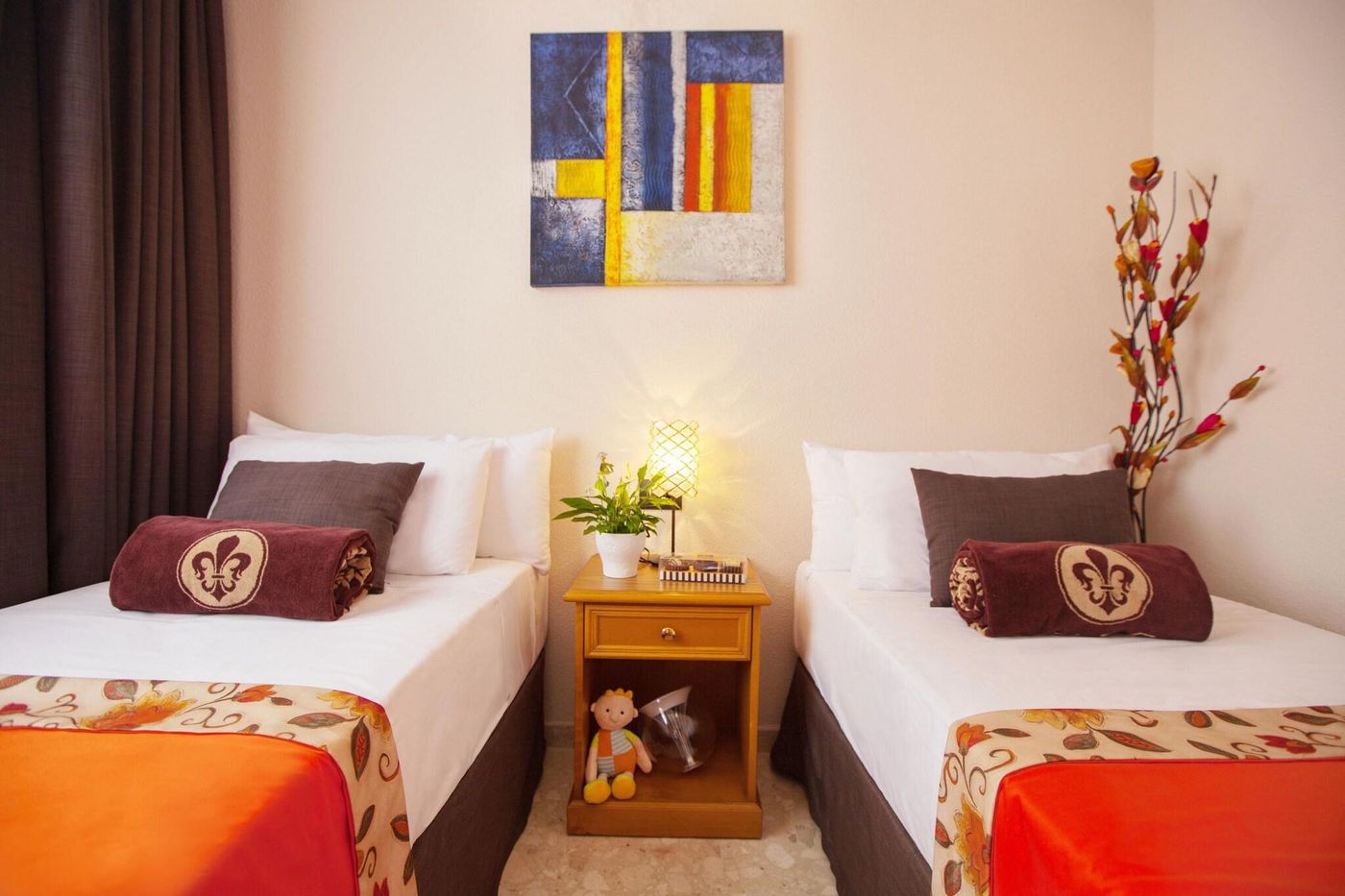 Royal-Sun-Resort-Room-33