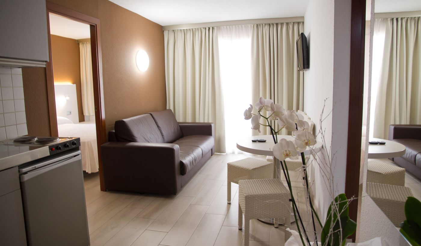 Miami-Park-Aparthotel-Room-18