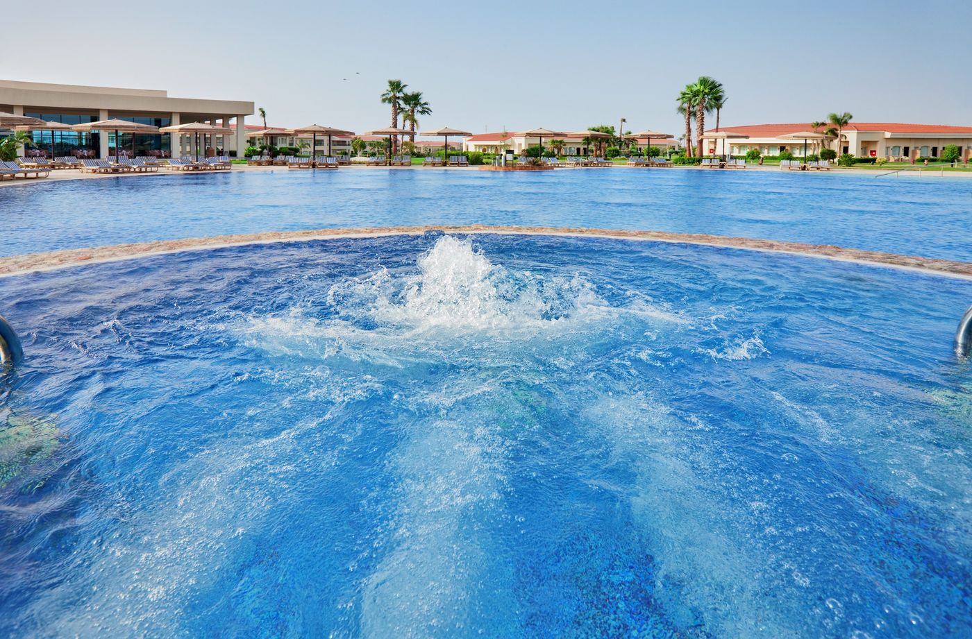 Maritim-Jolie-Ville-Royal-Peninsula-Pool-1