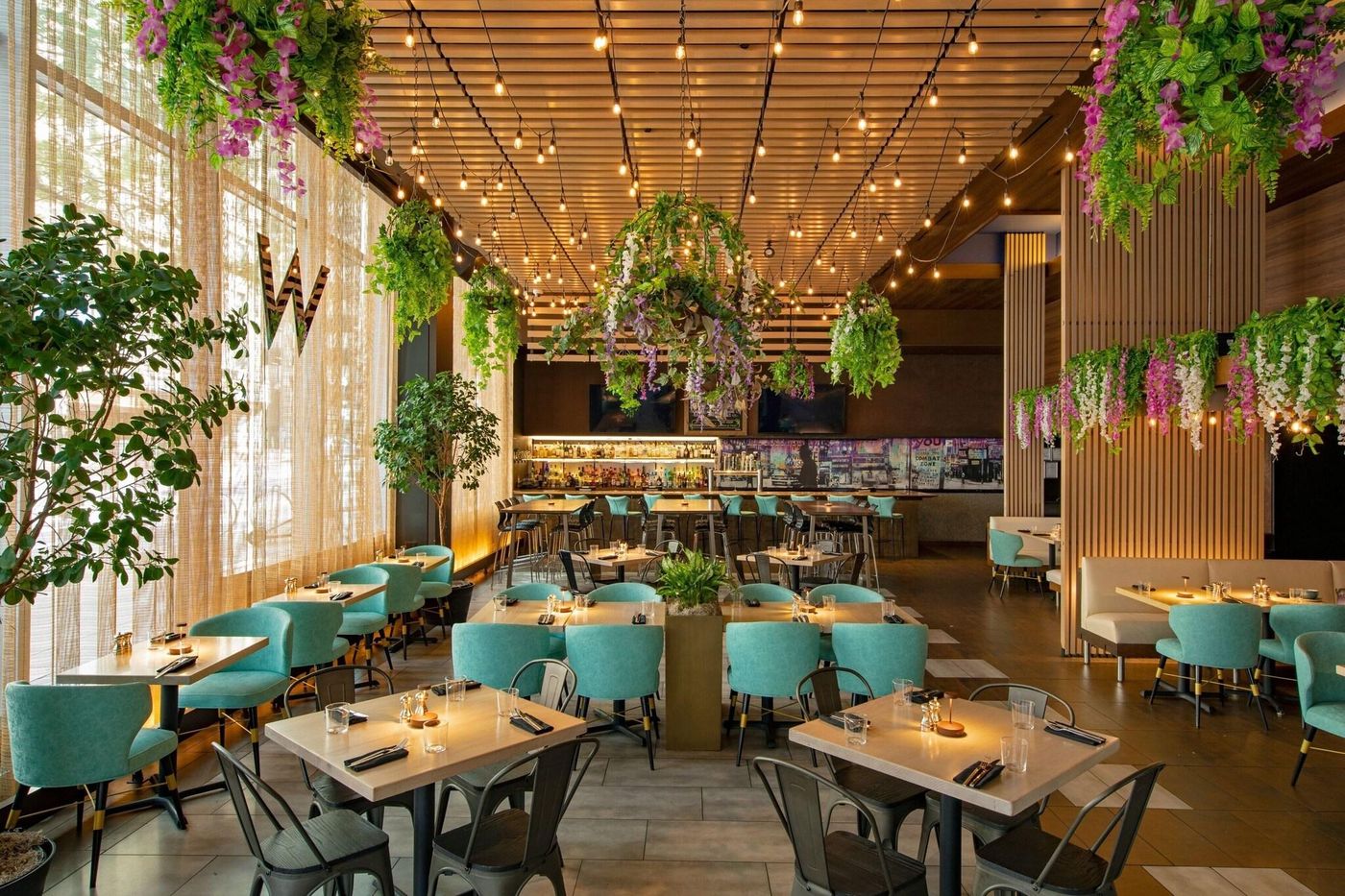 W-Hotel-Boston-Restaurant-70