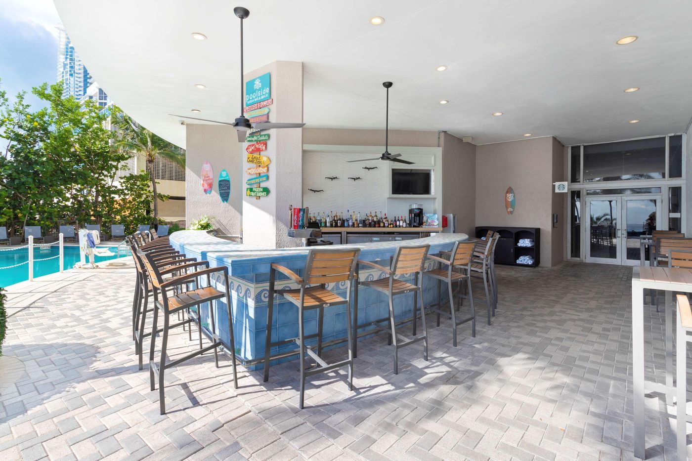 DoubleTree Resort & Spa by Hilton Ocean Point-N. M - United States - SUNNY ISLES BEACH - Bar - 4