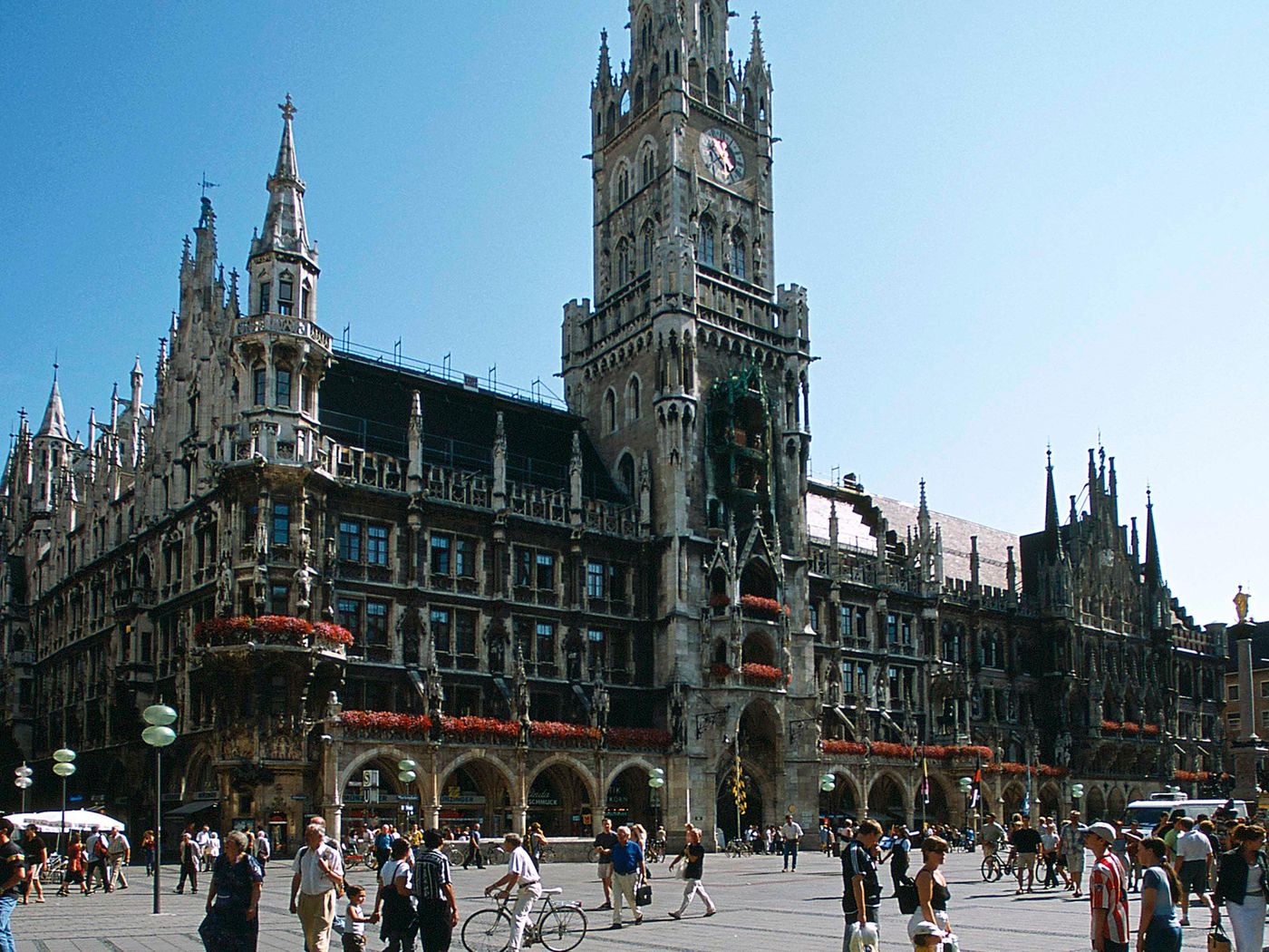 Mercure-Hotel-Muenchen-Schwabing-Sports-and-Entertainment-54