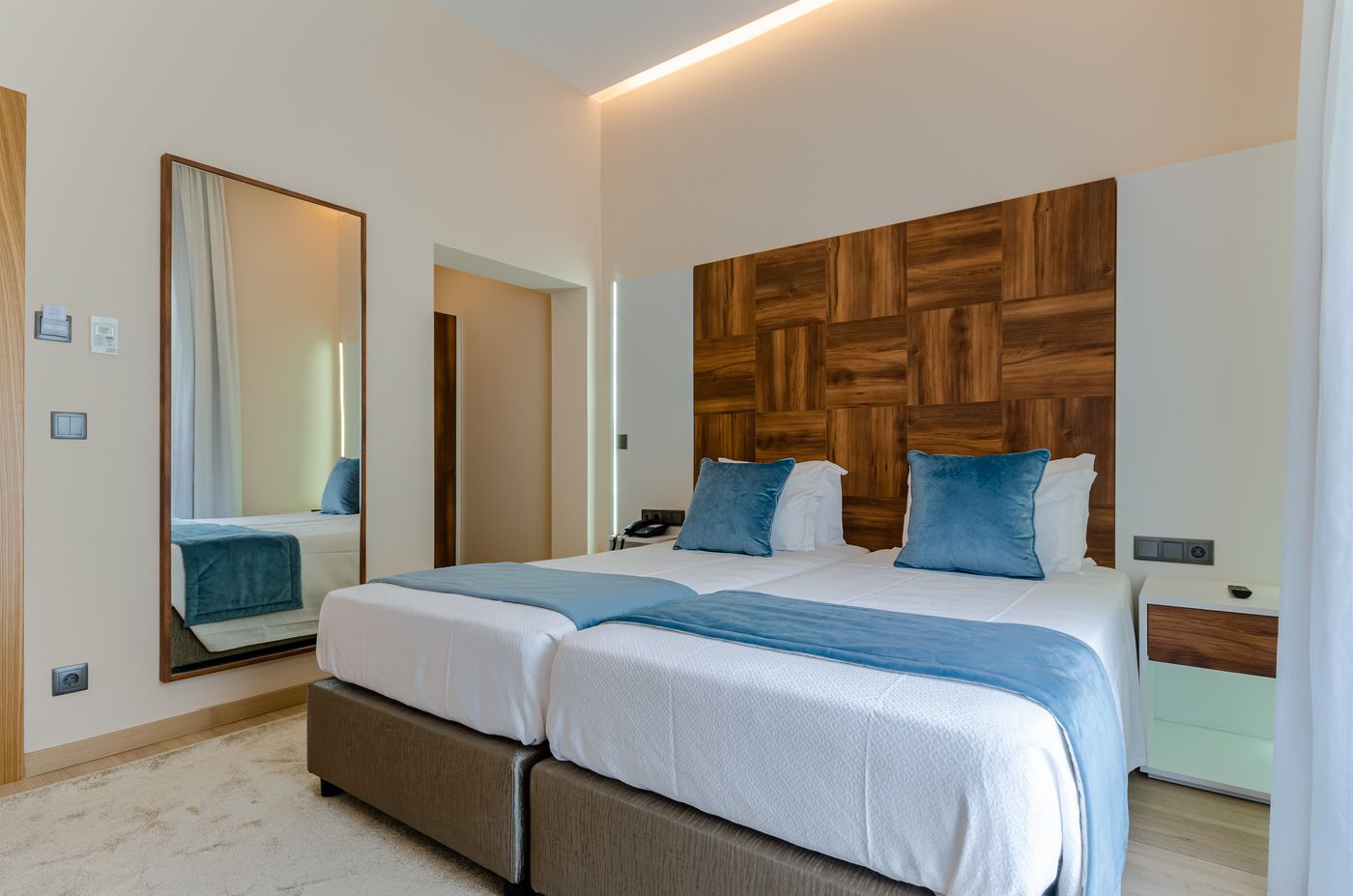 Hotel-Avenida-Park-Room-17