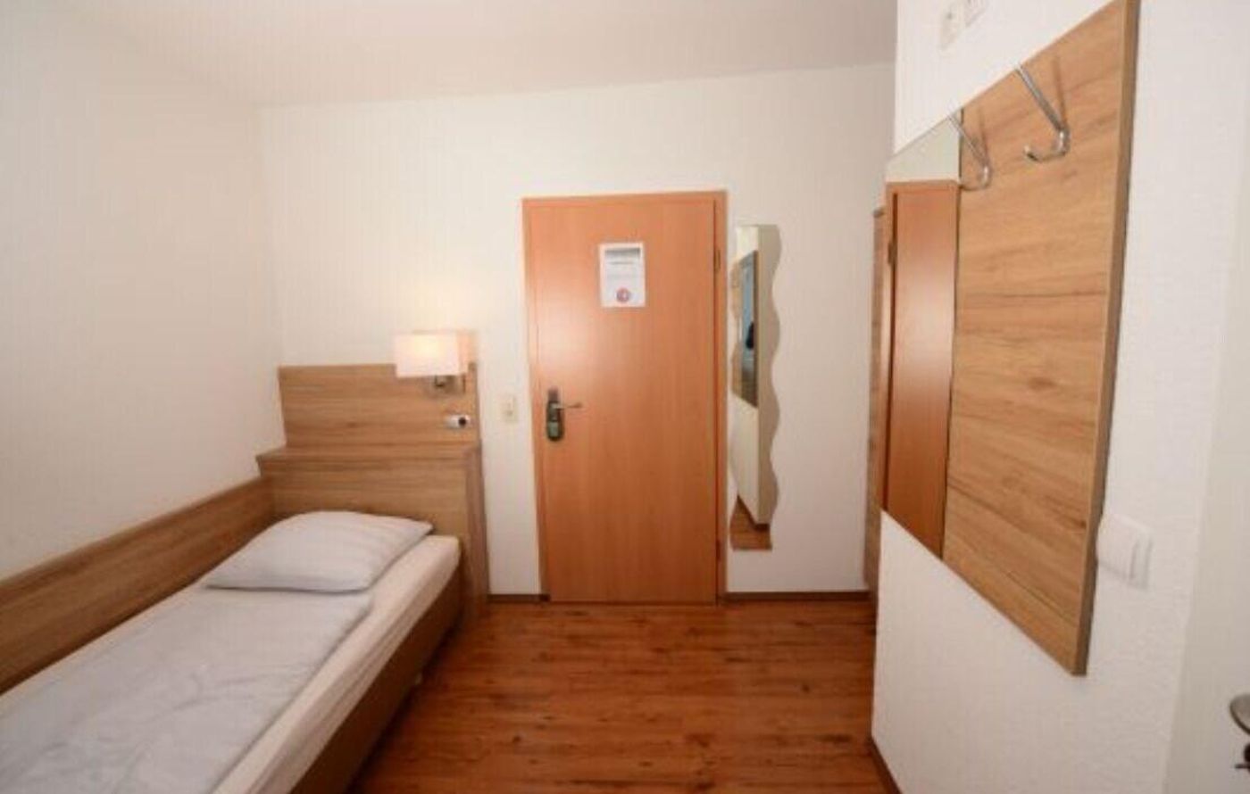 Hotel-Linde-Germany-STUTTGART -Room-4
