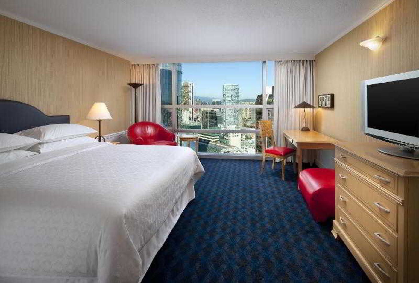 Sheraton-Vancouver-Wall-Centre-Room-27