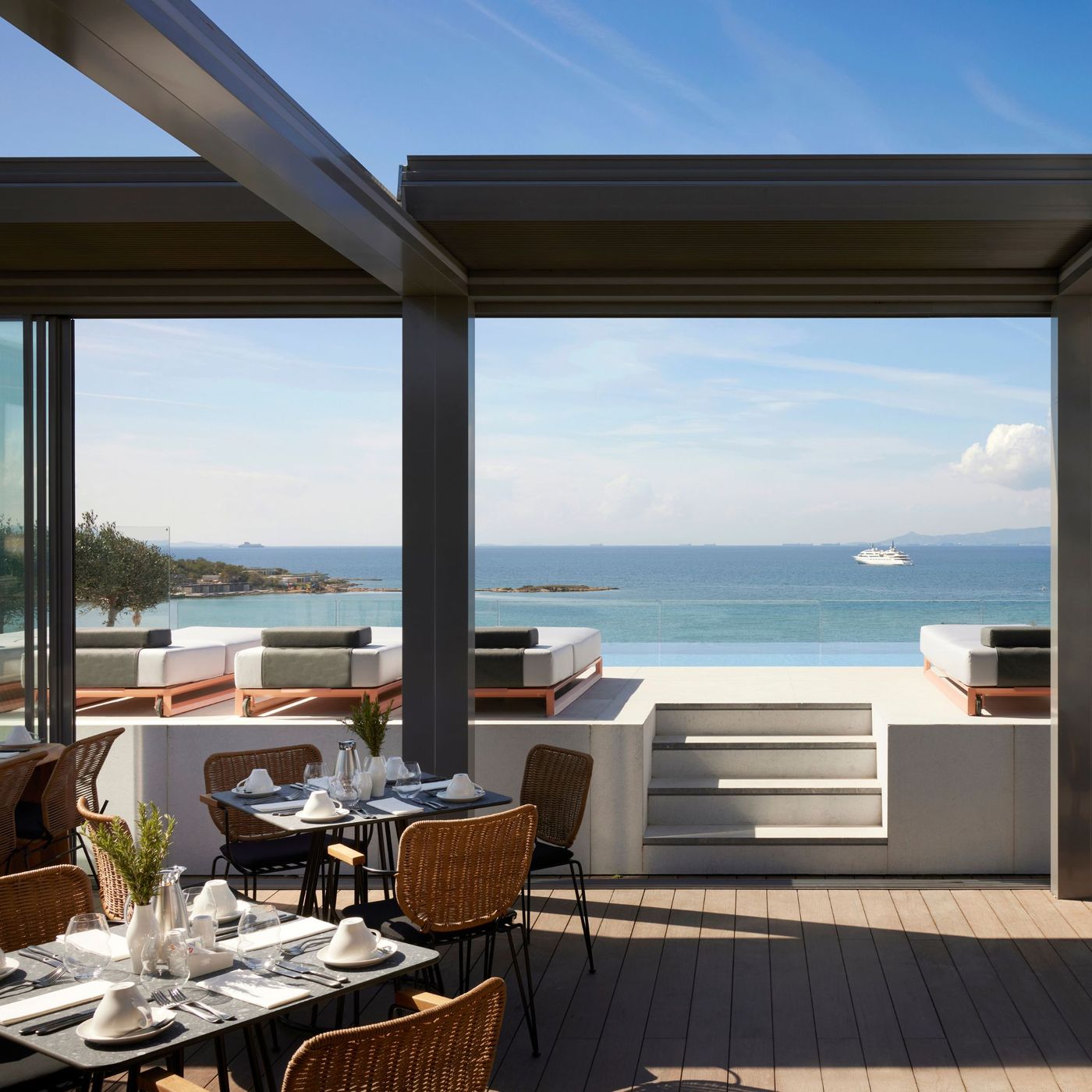 Dusit-Suites-Athens-Restaurant-48