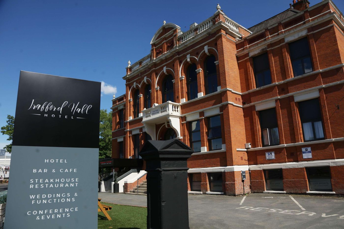 Trafford Hall Hotel Manchester, a Trademark Collec-United Kingdom-MANCHESTER-General view-2