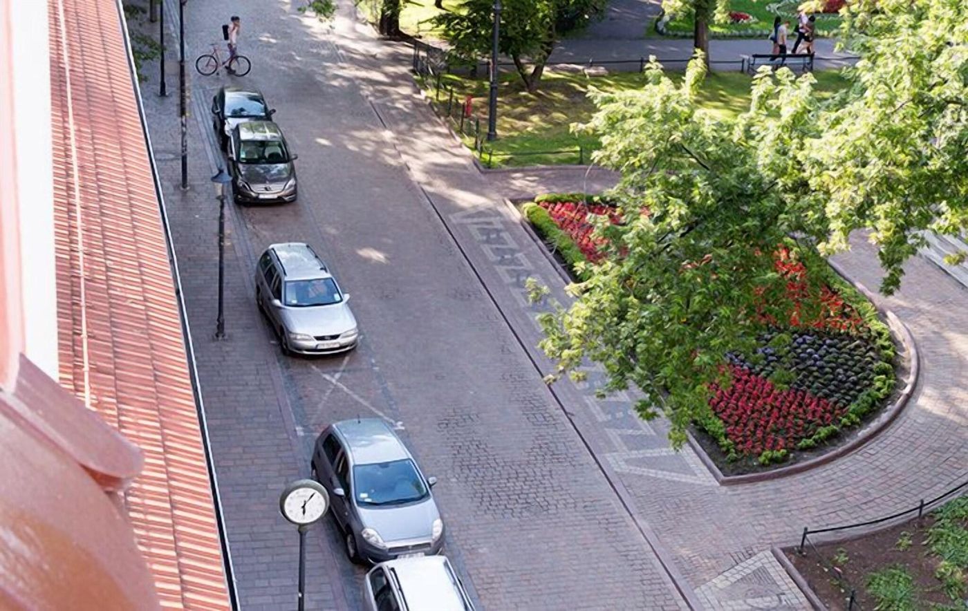 Antique-Apartments-Plac-Szczepanski-Room-62