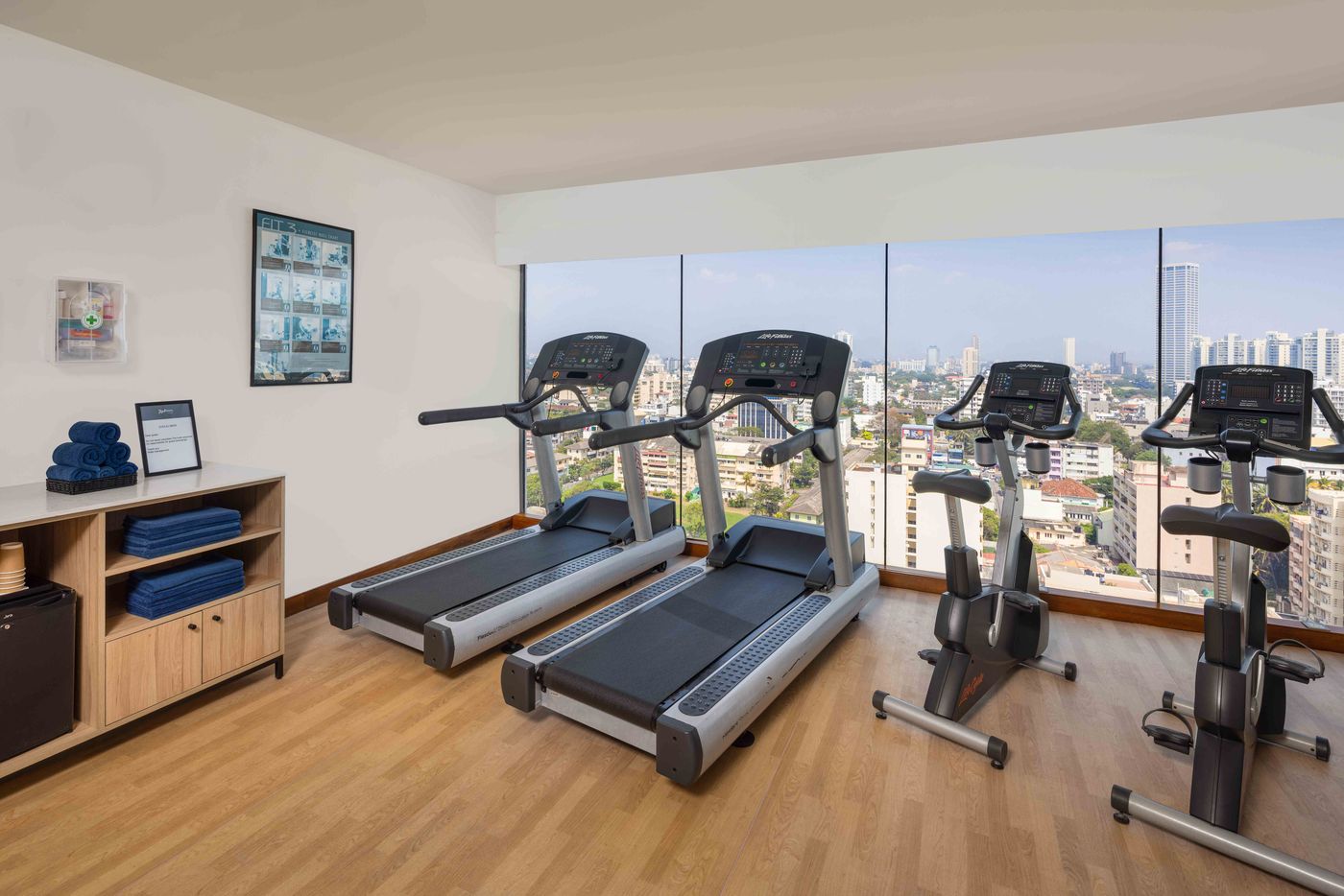 Radisson-Hotel-Colombo-Sports-and-Entertainment-21