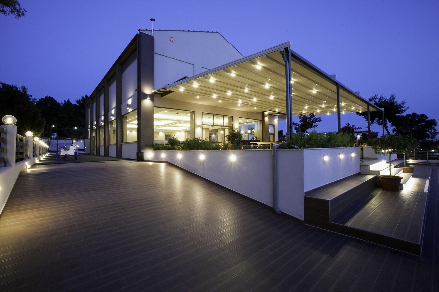 Simeon-Hotel-Terrace-21