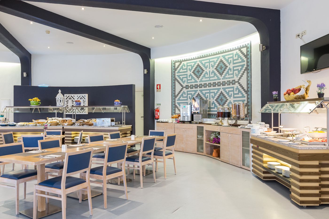 Grand-Muthu-Oura-View-Beach-Club-Restaurant-47