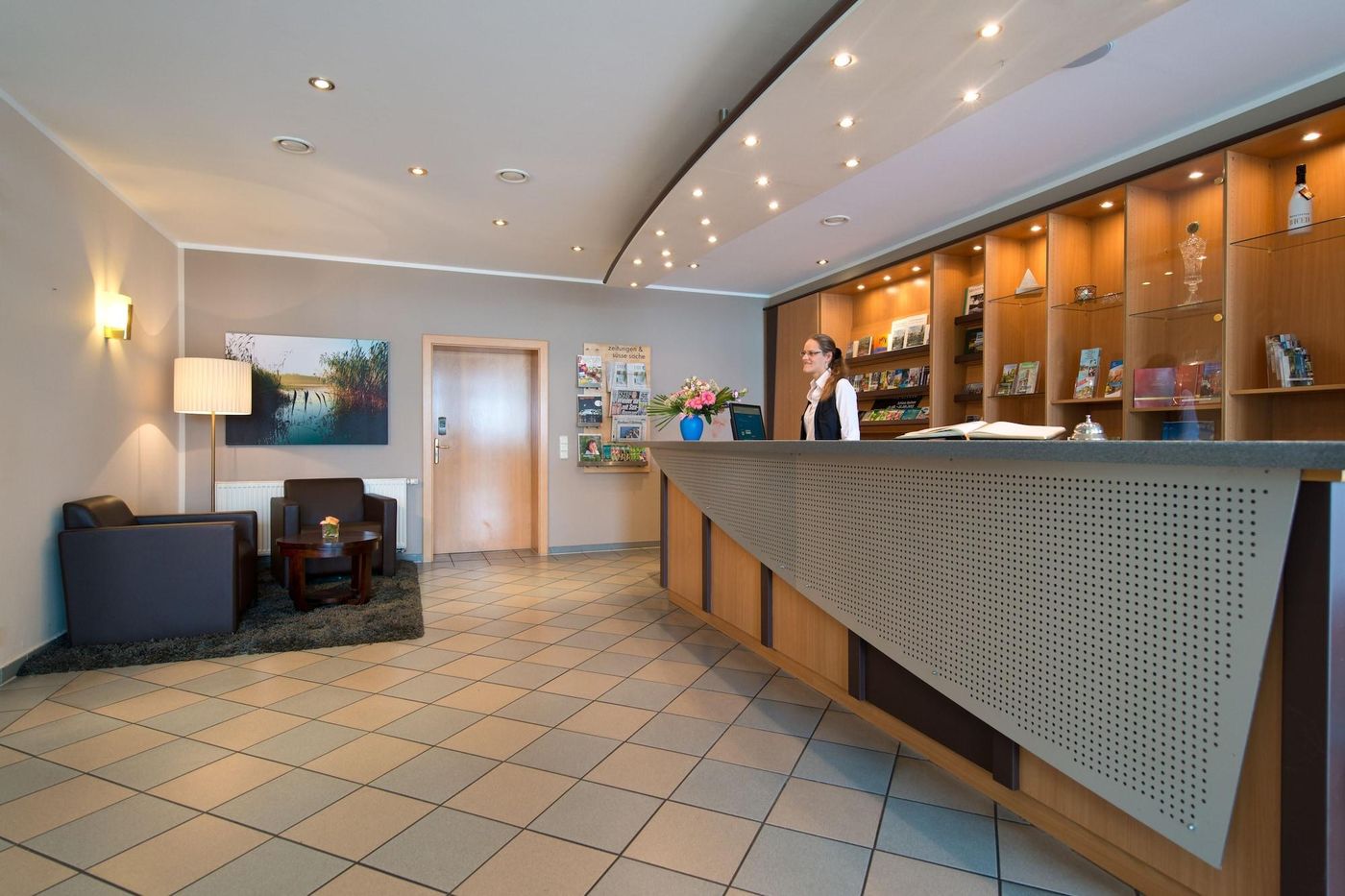 Hotel-Bollmannsruh-Am-Beetzsee-Lobby-3