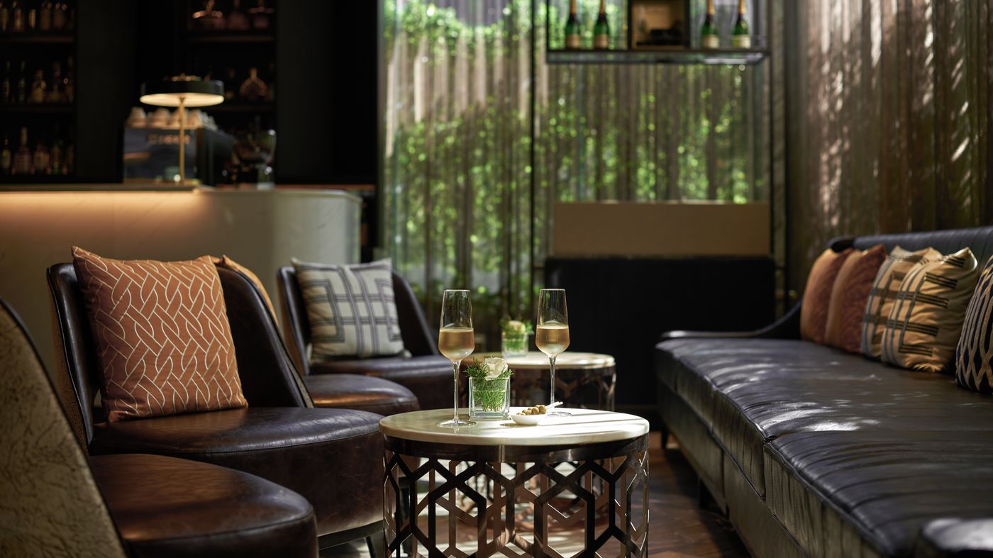 VIE-Hotel-Bangkok---MGallery-Lobby-27