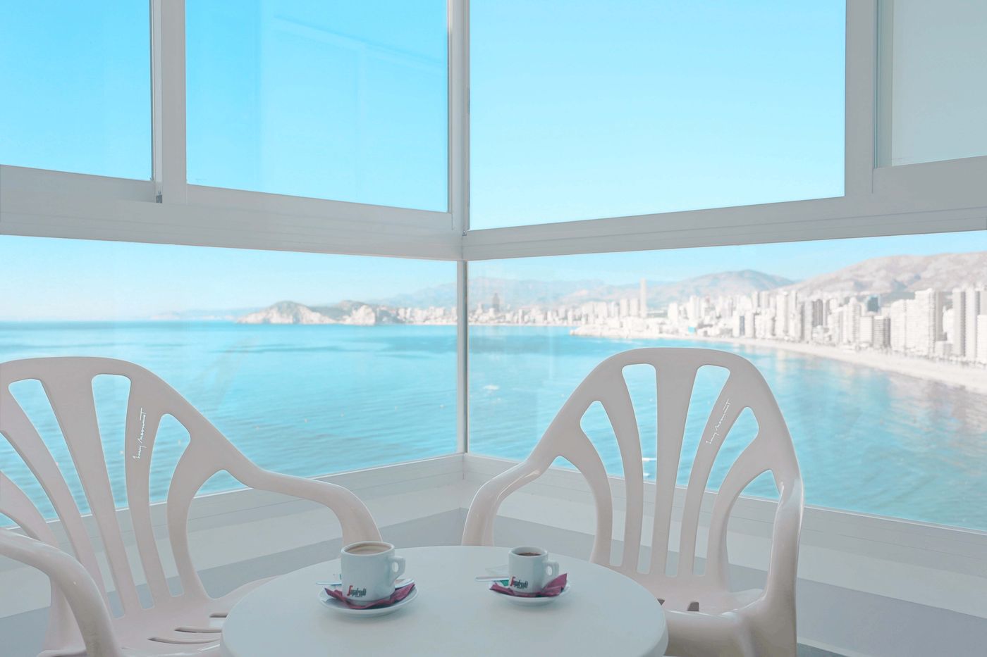 Benikaktus-Hotel-Room-16