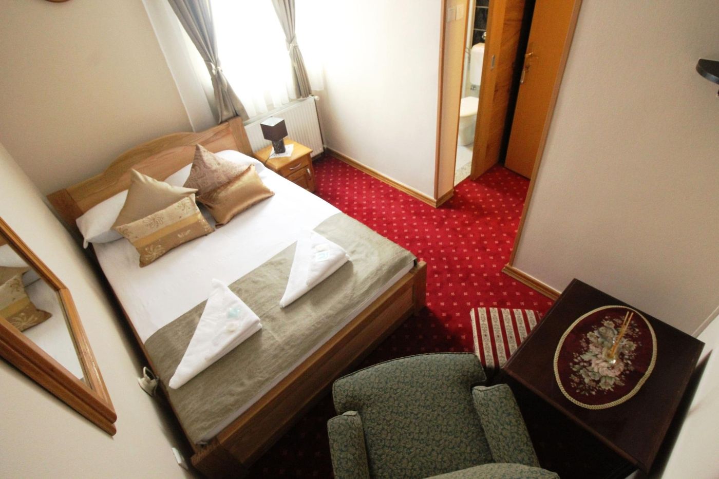 Hotel Pansion Stari Grad - Sarajevo-Bosnia & Herzegovina-SARAJEVO-Room-10