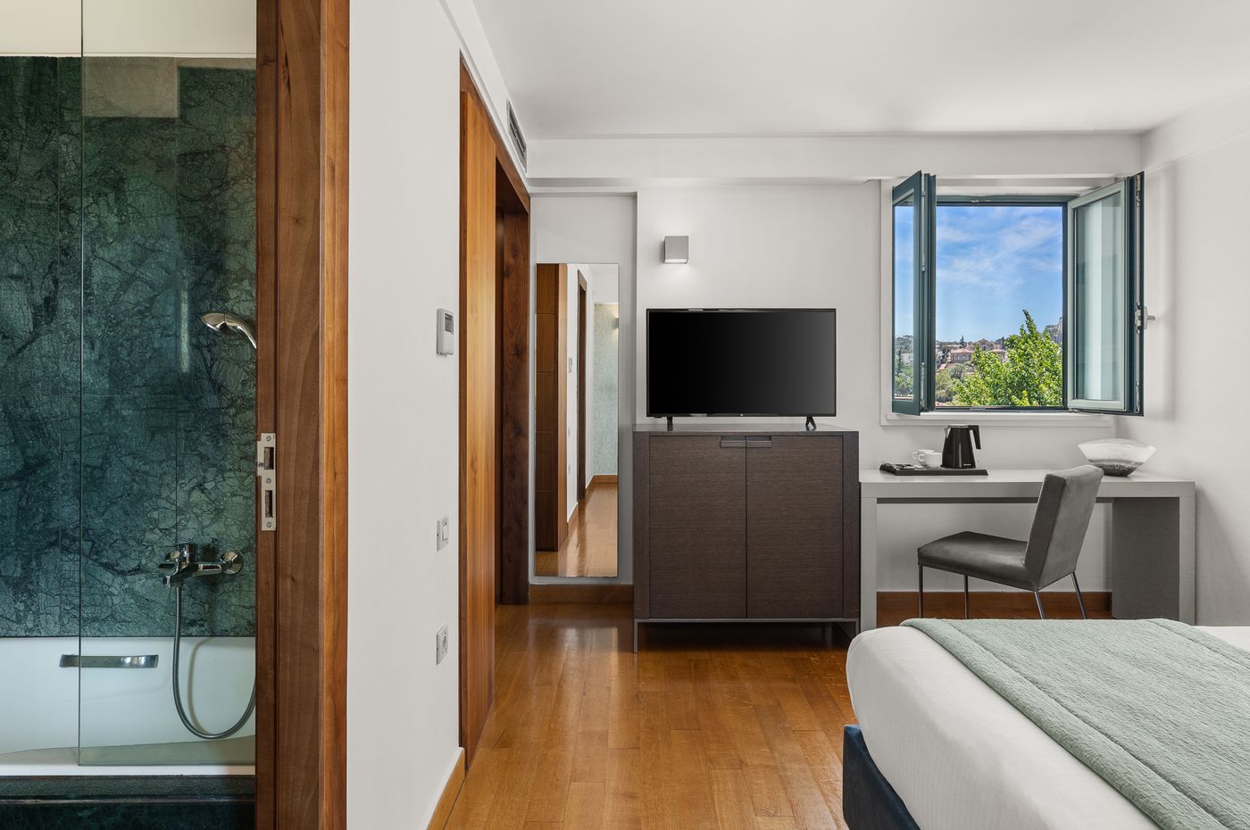 Athenaeum-Eridanus-Luxury-Hotel-Room-45