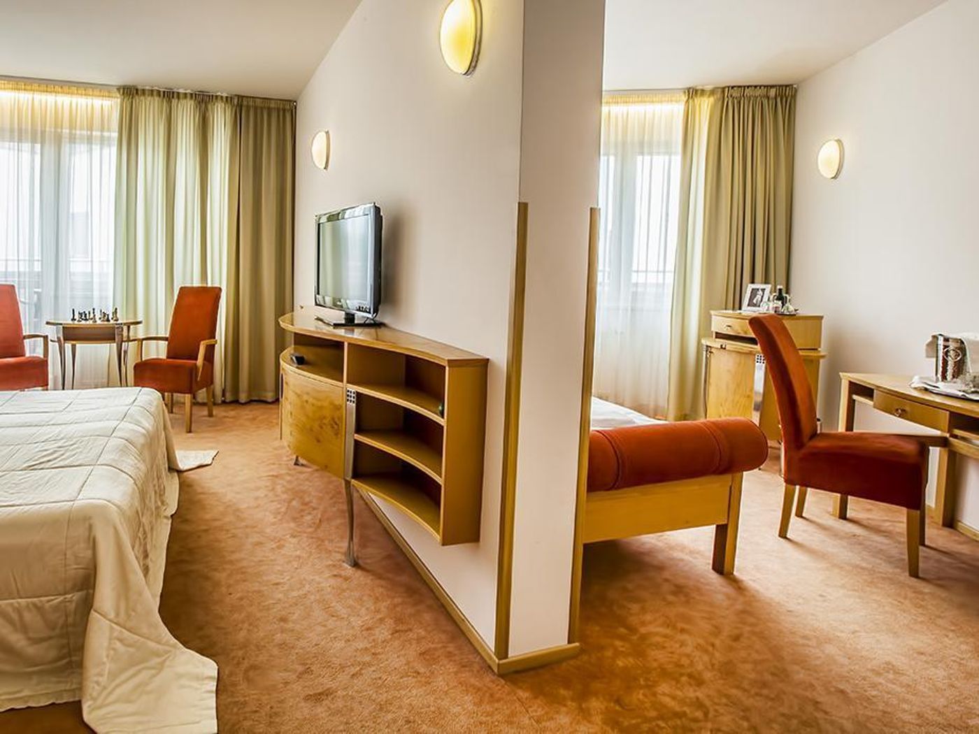 Hotel Set-Slovakia-BRATISLAVA-General view-2