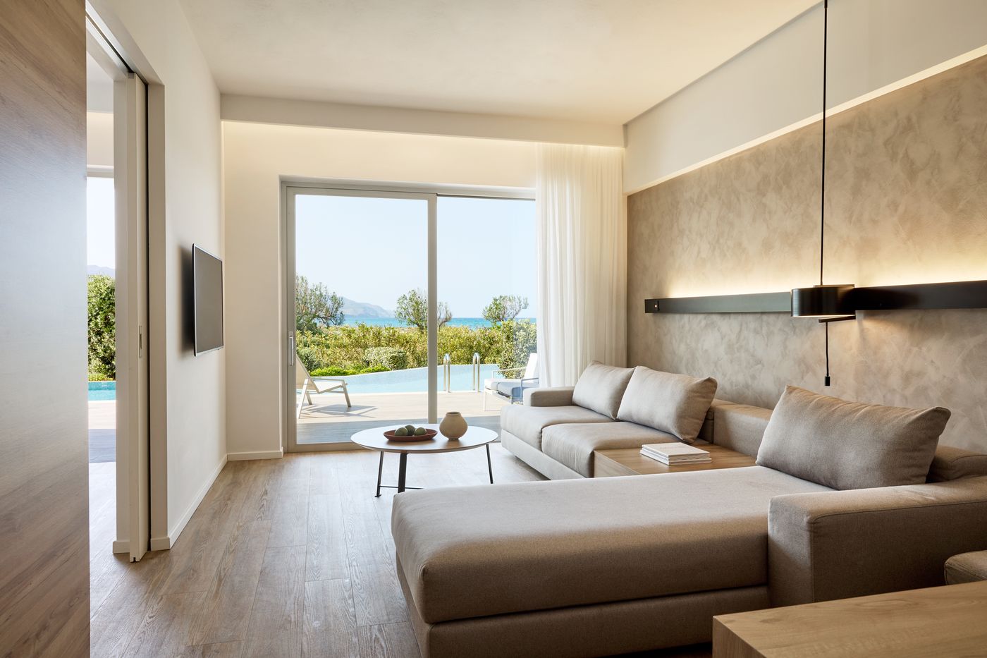 Euphoria-Resort-Room-41