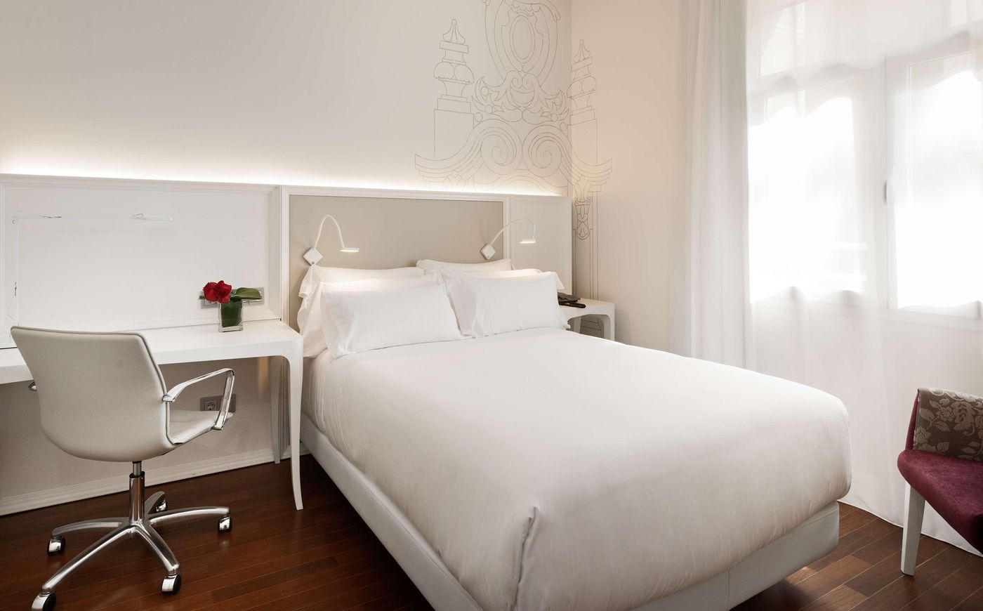 NH-Collection-Madrid-Abascal-Room-28