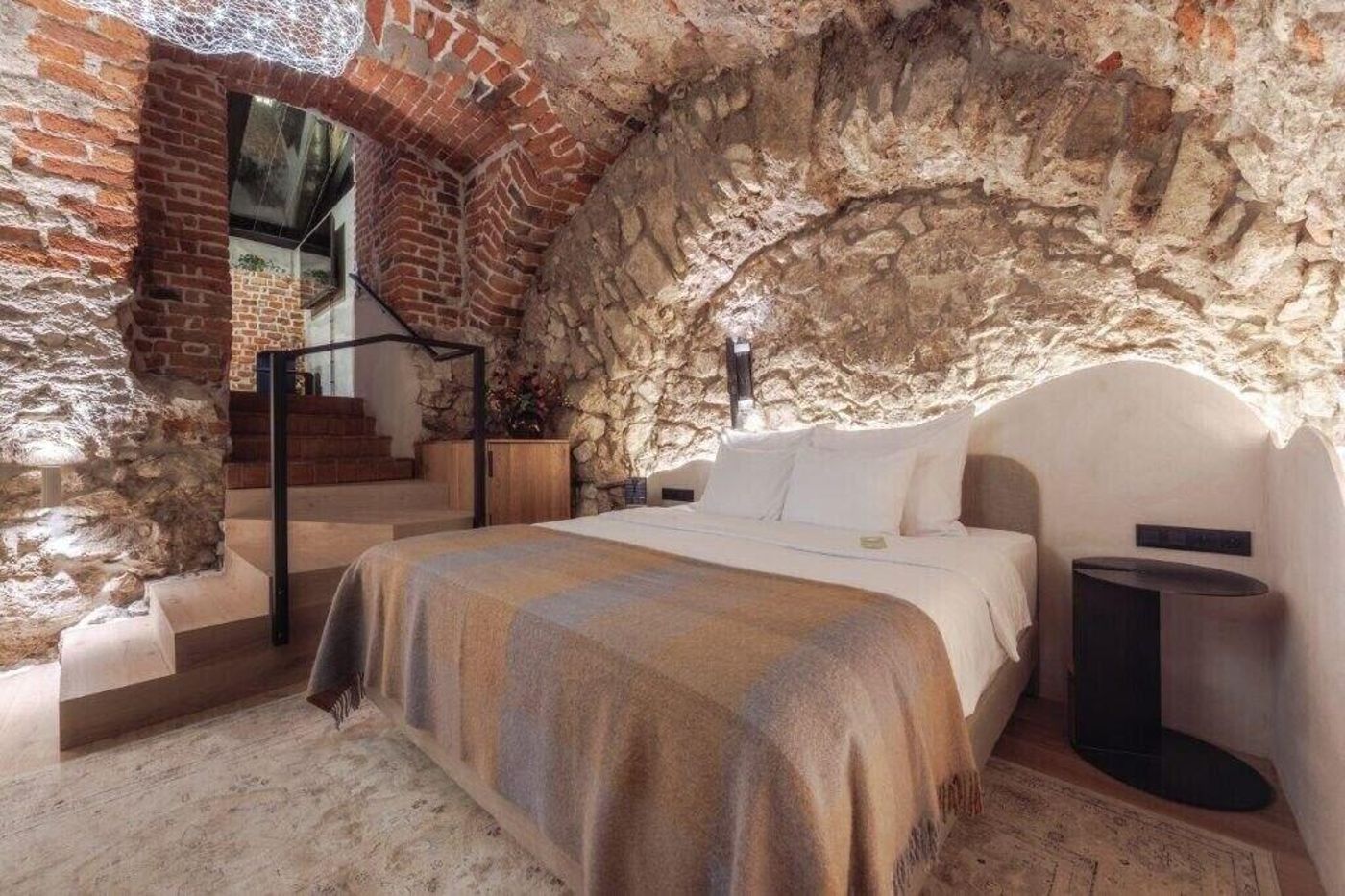 Nomadic-Urban-Premium-Suites-Room-70